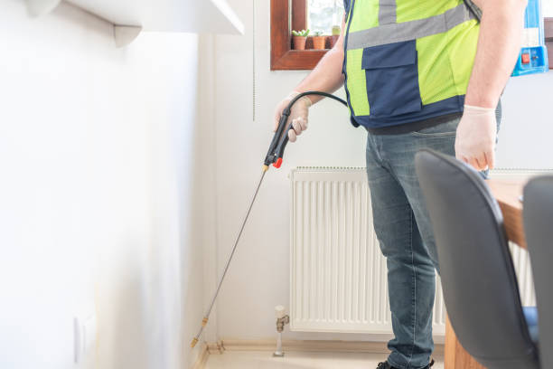 Best Emergency Pest Control  in Jamestown, KY